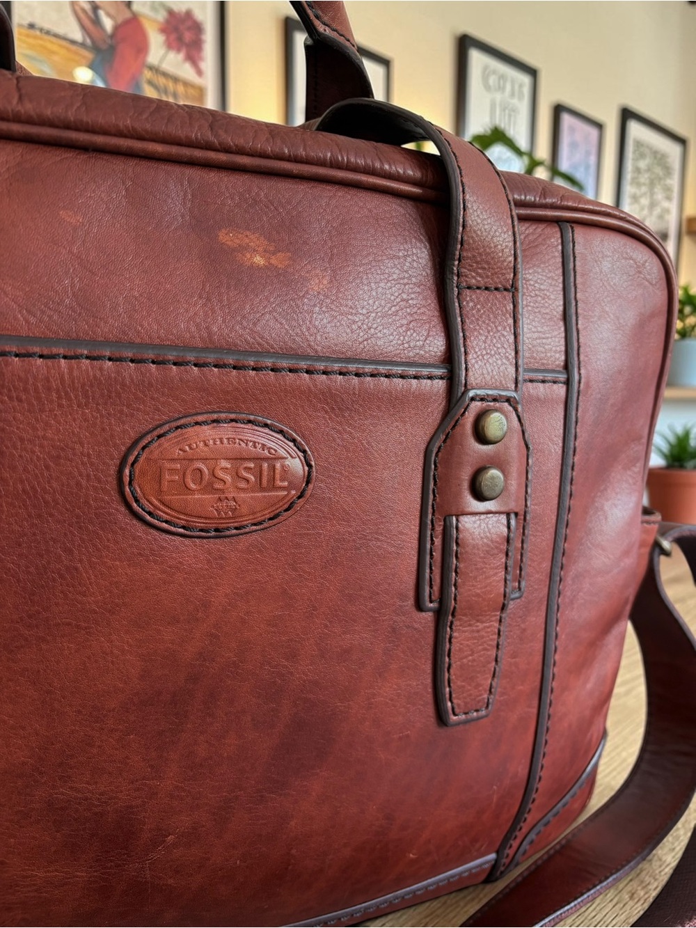 Fossil Chestnut Brown Leather Laptop Bag with Shoulder Strap - Picture 16 of 16